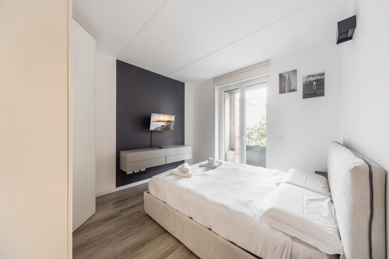Comfy Apt With Private Parking & Balcony Milan Exterior photo